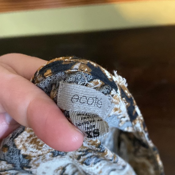 Ecote Oversized Blouse - Picture 9 of 10